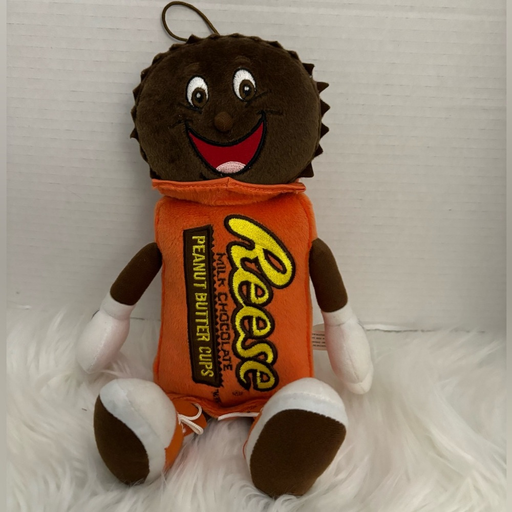 Vintage Hershey Parks Reese Peanut Butter Cup Plush Figure